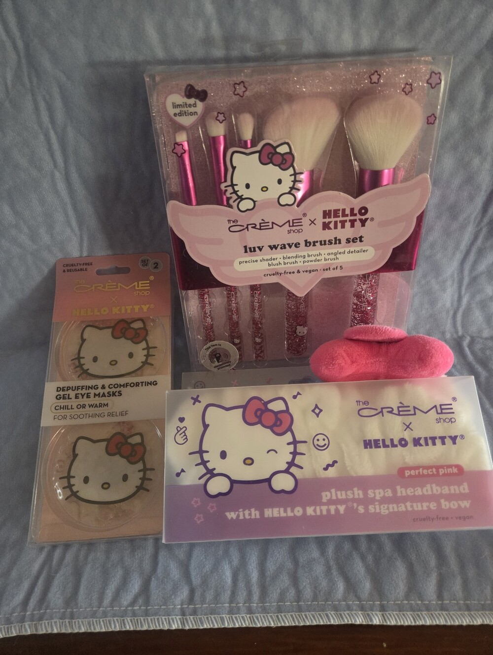 Creme hello kitty Beauty Bundle